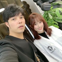 -AYO SALON