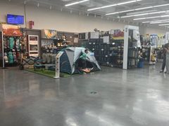 -迪卡侬(鲁泰大道店)
