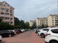 -香格里拉鱼跃地中海西餐厅·牛排披萨