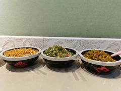 -丽丽三鲜螺蛳粉(田林路店)