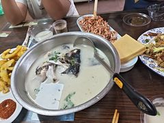 -雪湖煜辰鱼头老店(雪野湖店)