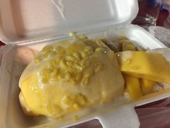 -芒果糯米饭摊子