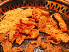 -黑金·寻焰自助百汇·烤肉·火锅(中街店)