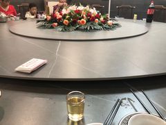 -正宗鸡饭粤香酒家(朱村店)