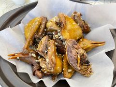 盐焗乳鸽-轩记海鲜餐厅·四十五年老字号·经典粤菜(西区彩虹店)