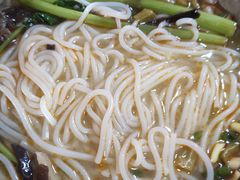 -柳洲仔螺蛳粉(河东中山路店)