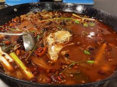-鸿顺老铁锅美蛙鱼府(解放碑店)