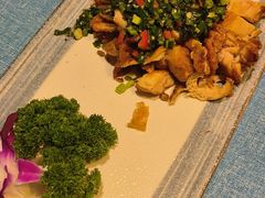 大理风味炝香鸡-香巴拉云南餐厅(华莱坞店)