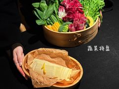 -三出山火锅(万象天地店)