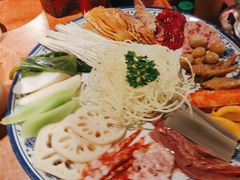 -周小明火锅(黑金冠社区店)