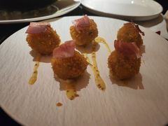 -MONICH牛排融合餐厅(和义大道购物中心店)