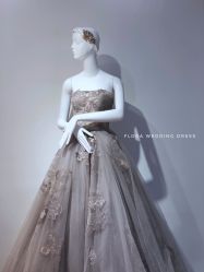 -Flora婚纱礼服定制租赁店