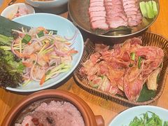 -老滇山寨•云南特色菜•地方菜•民族风情歌舞表演(金碧店)