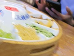 -怪噜范·老贵阳街头名小吃(鸿通城店)