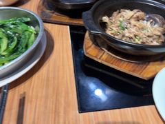 -荣基四海一家·家常菜·海鲜大排档(新安店)