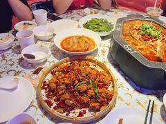 -巴特餐饮6加1音乐餐吧·新疆菜