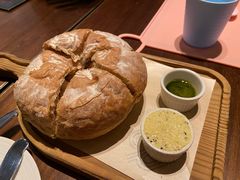 -恰餐厅及酒吧 CHAR Bar & Grill (北京丽都皇冠假日店)