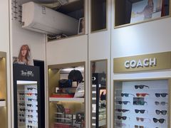 -美式眼镜·授权蔡司.依视路.尼康.豪雅.明月(人民广场店)