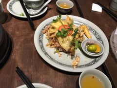 -大头虾越式风味餐厅(光明广场店)