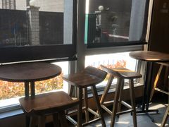 靠窗位-星巴克(汾阳路店)