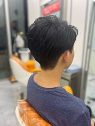 -豪斯塔美发连锁