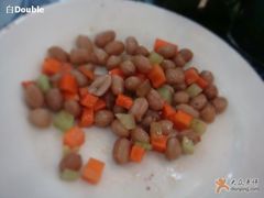 卤花生-桥香园云南过桥米线(金马碧鸡店)