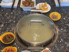 -一席地·本地鸡窝·杭帮鸡火锅(萧山银隆百货店)