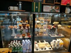 -星巴克(洛阳中州路王府井店)