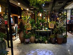 -舌尖上的食缘花园主题餐厅