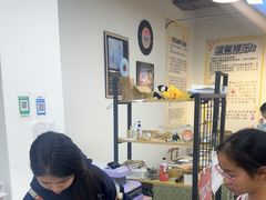 -郑在DIY·潮玩银饰绘画手作(中央大道旗舰店)