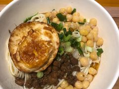 -呼啦面馆·头牌豌杂面(爱琴海店)