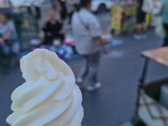 -许西美食一条街