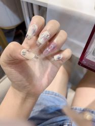 -UGIRL有个美甲