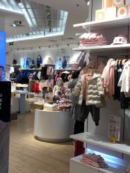 -巴拉巴拉(首创奥特莱斯店)