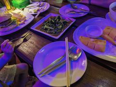 -Green Tree Rest. & Pub