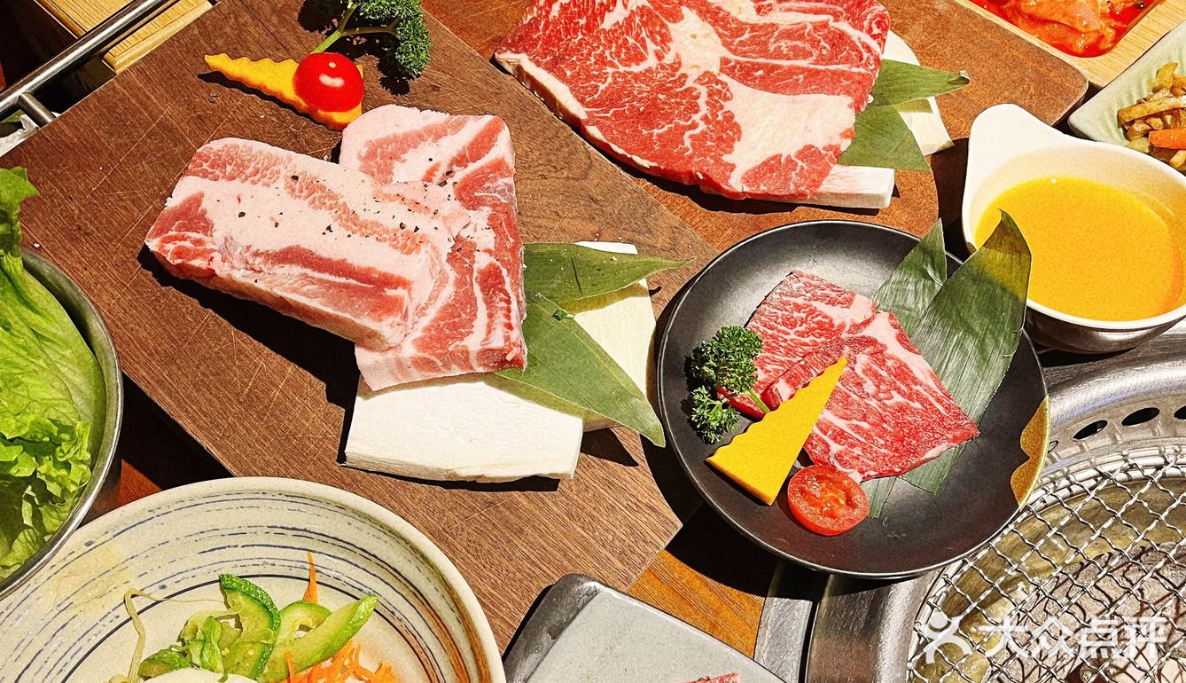 吃撑了！江汉路主食小菜无限续的韩式烤肉