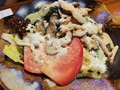 芝士蘑菇蔬菜沙拉-肉魁屋·烧肉·烧鸟·酒场(高新店)