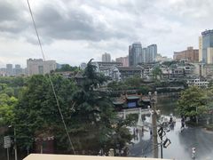 -包整·丝娃娃(一览甲秀楼风景店)