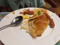 -东莞塘厦三正半山温泉酒店·沙利文西餐厅