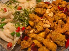 -小鱼小牛·鱼牛干锅·脆鱼火锅(世欧广场店)