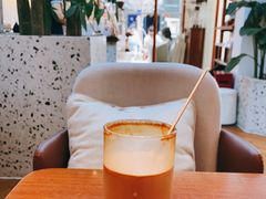 -Line 咖啡(石厦花园店)