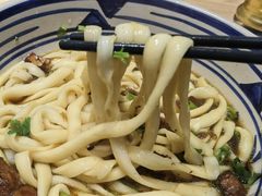 大同小炖肉面-老九圆山西面馆(CBD店)