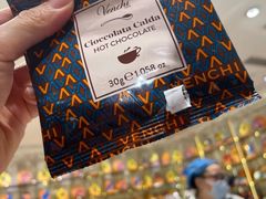 -VENCHI 闻绮(北京国贸商城店)