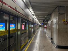 -常熟路(地铁站)