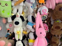 -义乌小商品批发市场(中国小商品城·篁园服装市场店)