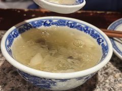莲子银耳羹-南京大牌档(香港广场店)