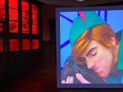 -Nathalie Djurberg与Hans Berg“牛皮纸包裹的月亮”-Prada荣宅当季展览
