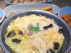 -蜜桃餐厅·伴山(绿宝广场店)