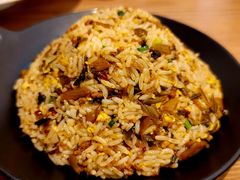 酸菜肉沫蛋炒饭-花盐街·四川乐山小吃(西单大悦城店)