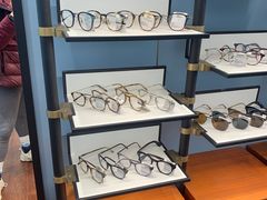 -LensCrafters亮视点·OAKLEY精选(静安嘉里中心店)